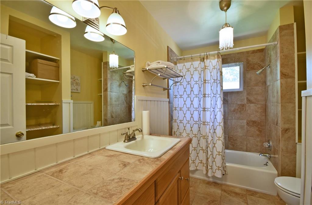3735 Transou Road Pfafftown, NC 27040 - Photo 8 of 17 Gallery Image 8