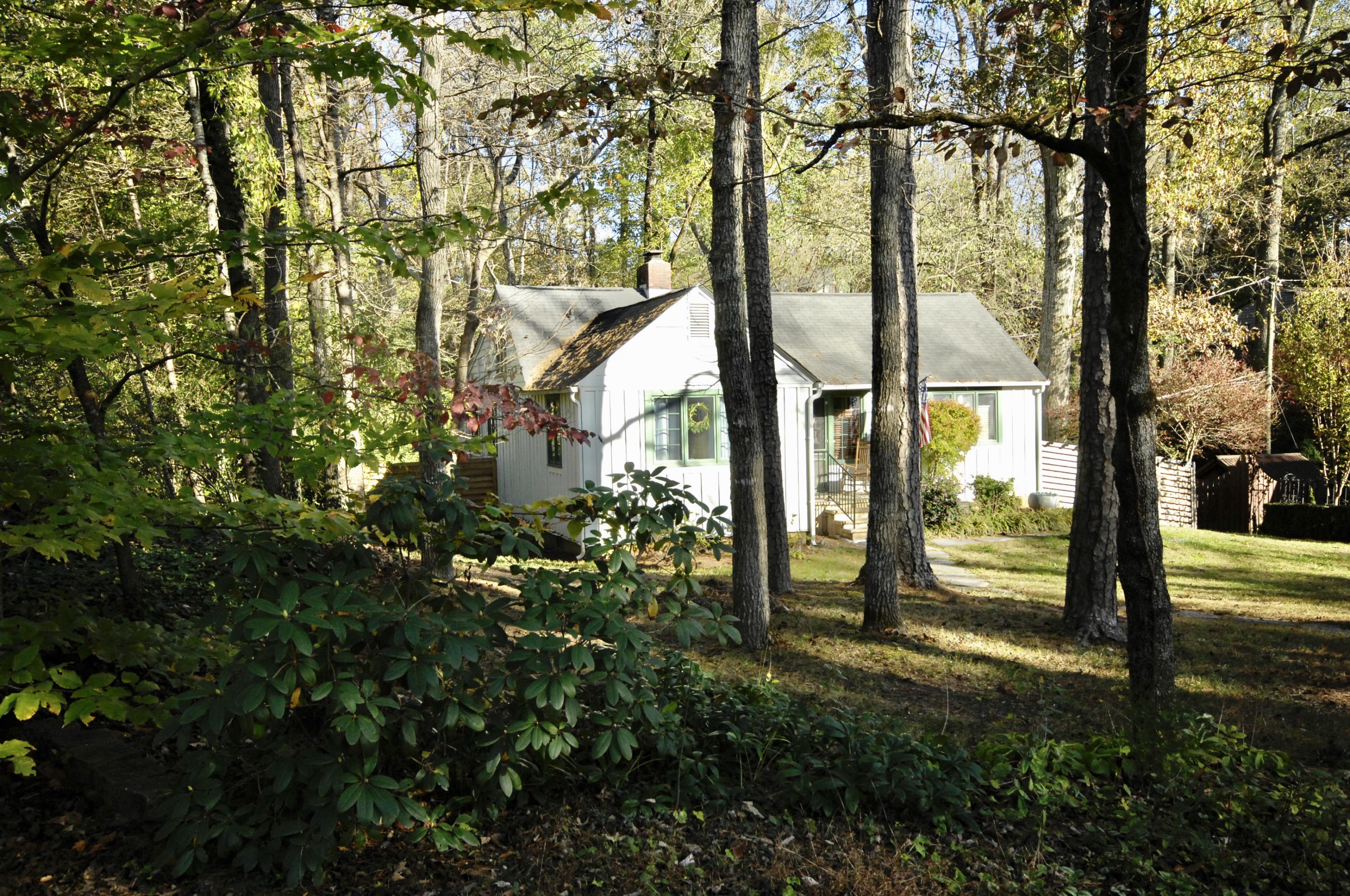 57 Dogwood Road Norris, TN 37828 - Photo 3 of 29 DD89038E-0120-4058-8F9A-AAF301E1EF74