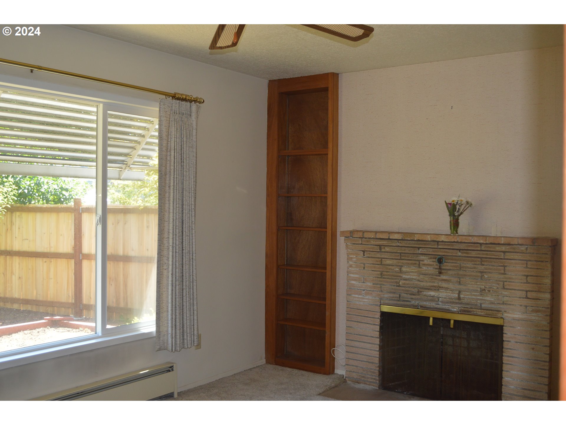 1440 Thompson Road Woodburn, OR 97071 - Photo 12 of 26 Bedroom