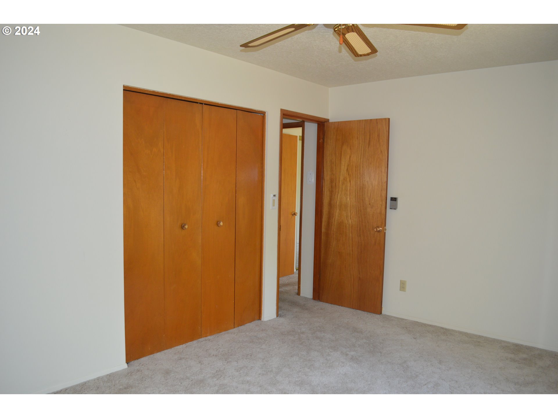 1440 Thompson Road Woodburn, OR 97071 - Photo 14 of 26 Bedroom