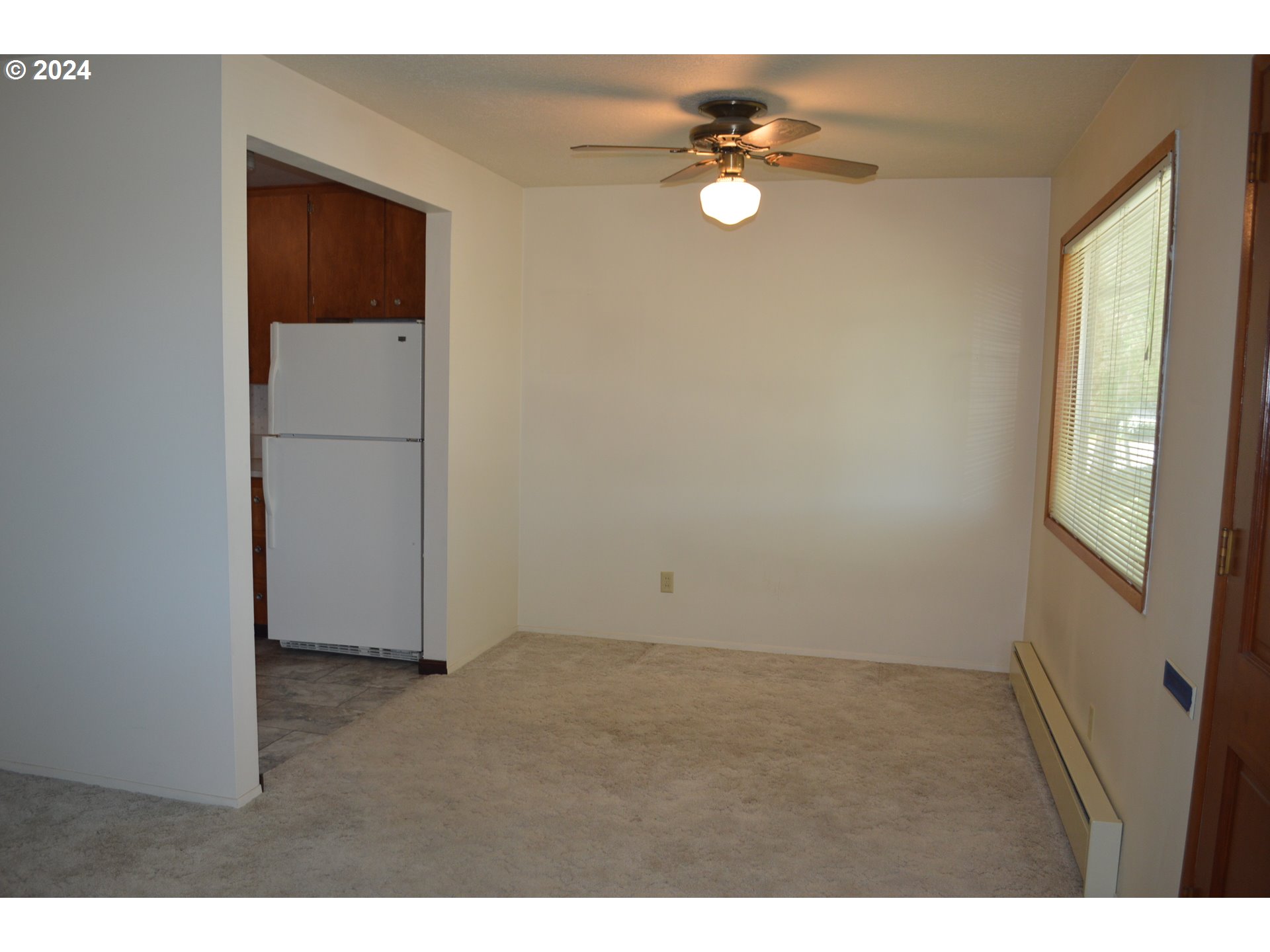 1440 Thompson Road Woodburn, OR 97071 - Photo 5 of 26 Dining Area