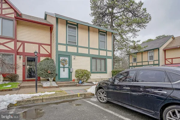 $195,000 | 11 Dover Court, Unit B39, Clementon, NJ 08021