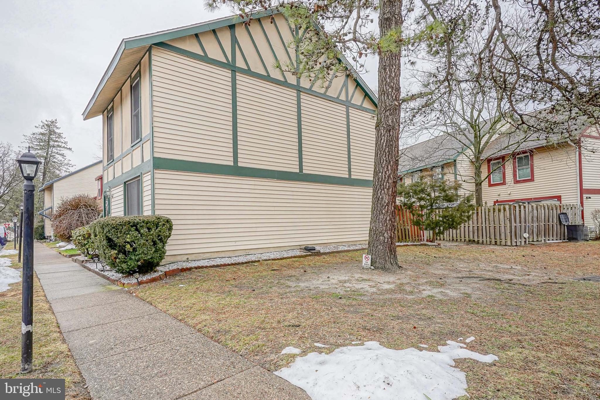 11 Dover Court, Unit B39 Clementon, NJ 08021 - Photo 3 of 26