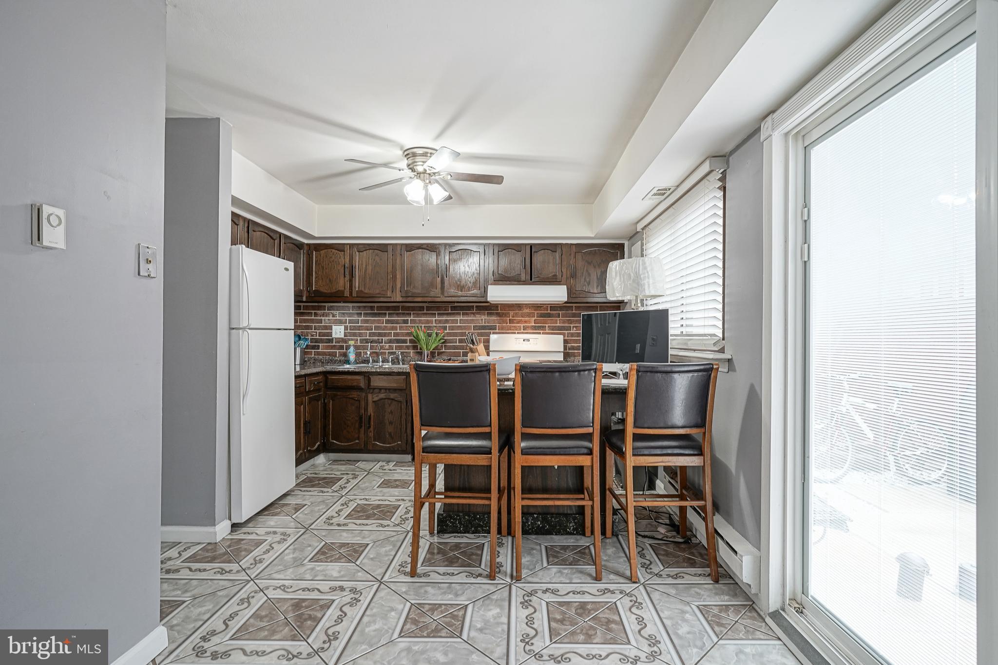 11 Dover Court, Unit B39 Clementon, NJ 08021 - Photo 8 of 26
