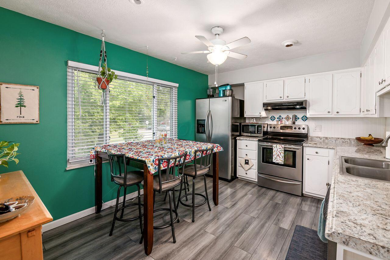 6563 Karl Road Columbus, OH 43229 - Photo 6 of 26 L_6563_Karl_Rd049