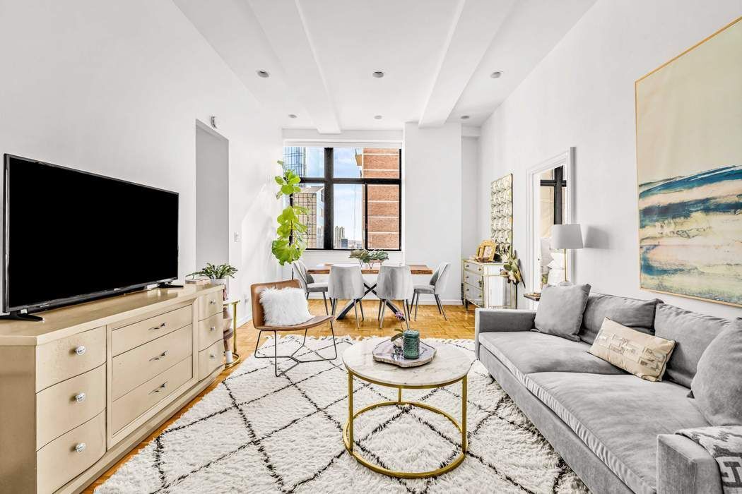 310 East 46th St Unit 19M  