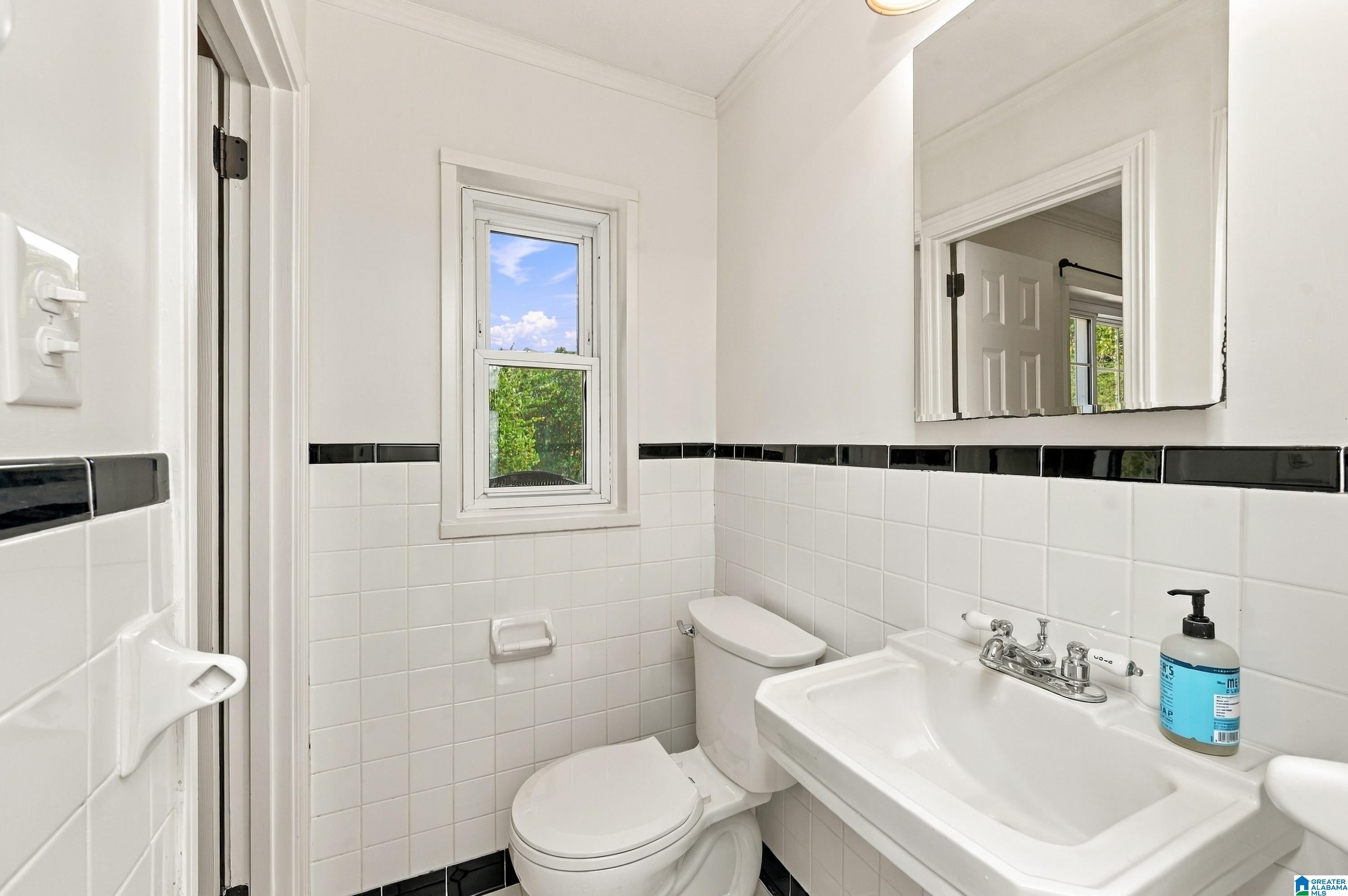 311 Shades Crest Road Hoover, AL 35226 - Photo 49 of 100 Gallery Image 49