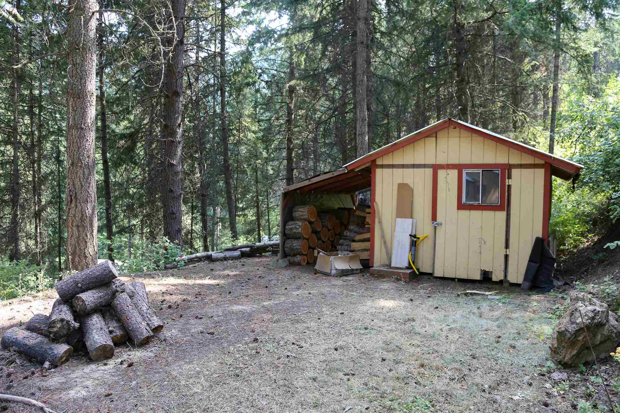 4097 Tamarack Bay Road Loon Lake, WA 99148 - Photo 10 of 15 Gallery Image 10