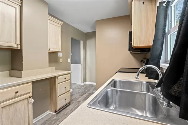 a close view of sink and tap