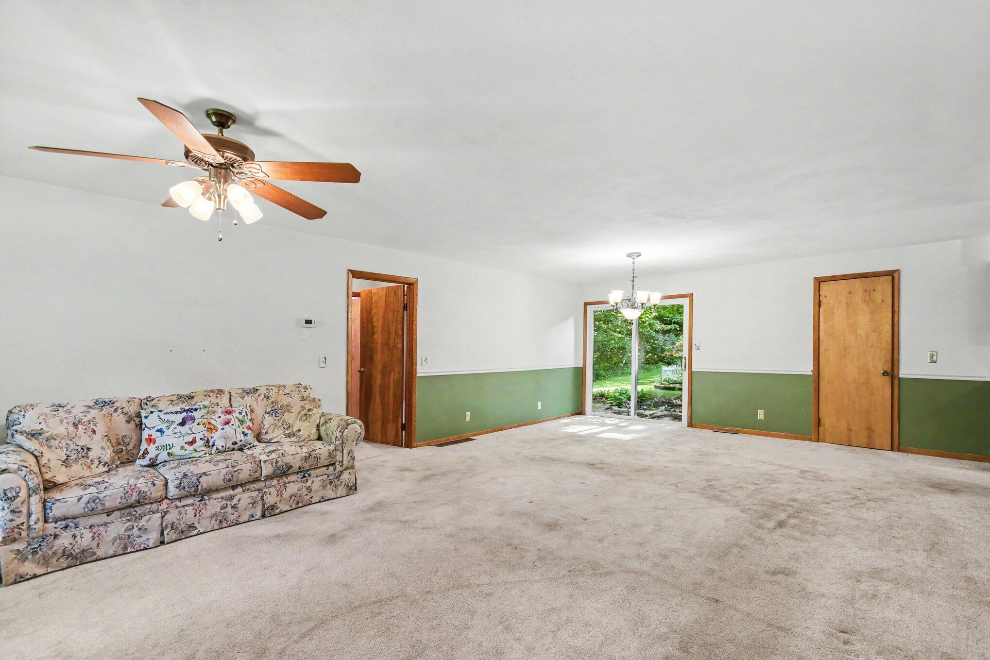 69513 Leet Road Niles, MI 49120 - Photo 8 of 26 005_file_8239