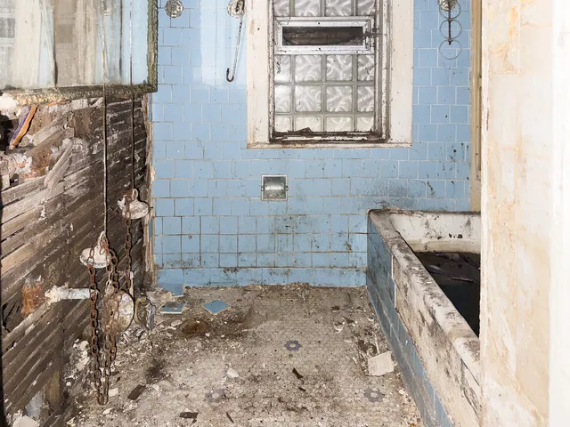 $149,900 | 609 East 88th Place, Chicago, IL 60619