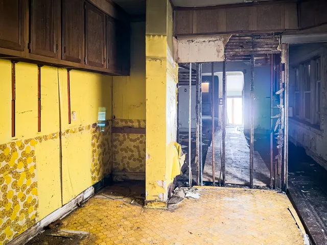 $149,900 | 609 East 88th Place, Chicago, IL 60619