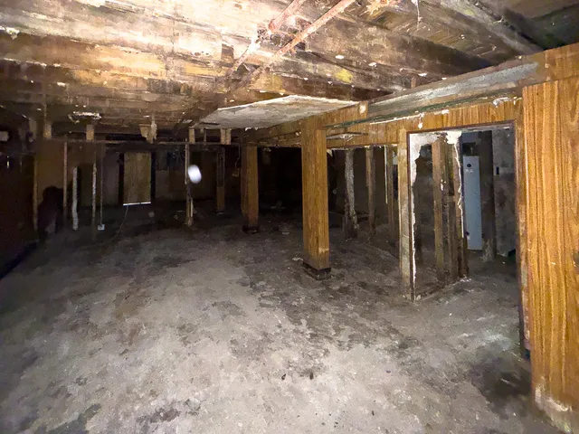 $149,900 | 609 East 88th Place, Chicago, IL 60619