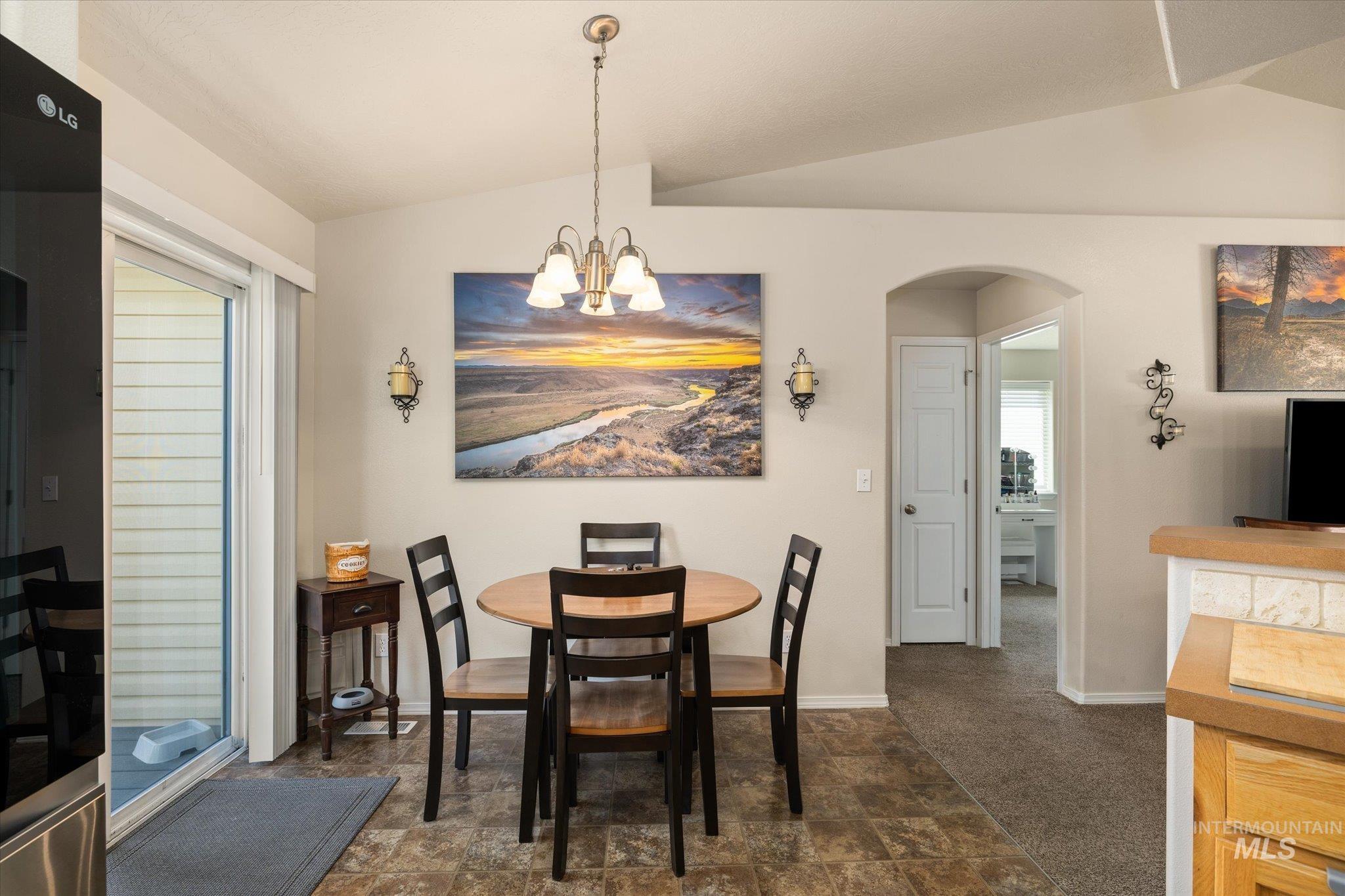 5401 Barkley Way Caldwell, ID 83607 - Photo 24 of 35 Dining area