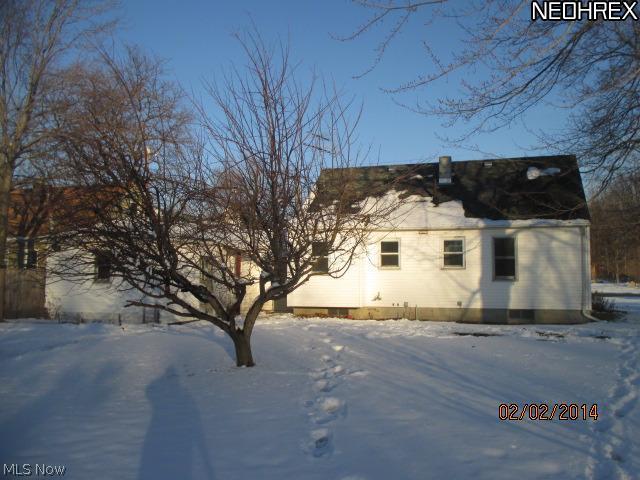 1334 Root Road Lorain, OH 44052 - Photo 2 of 9