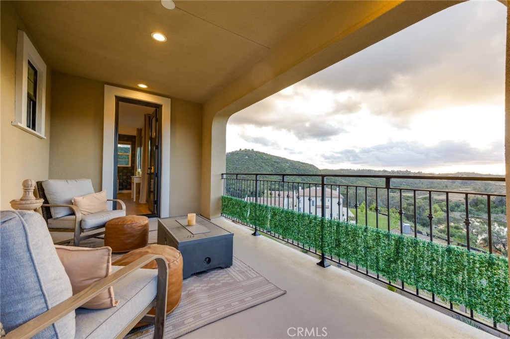 3075 Rue De Latour Vista, CA 92084 - Photo 25 of 69