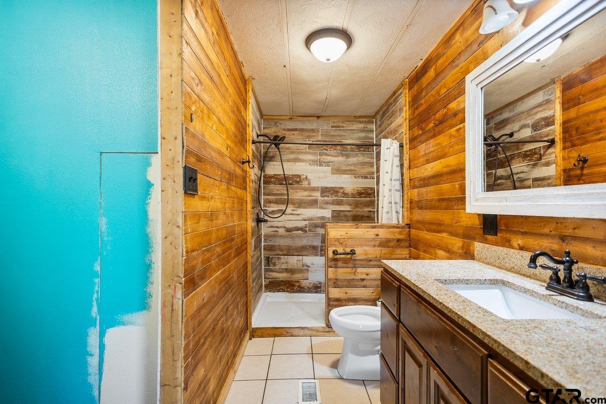 11867 Cherokee Way Lindale, TX 75771 - Photo 17 of 28