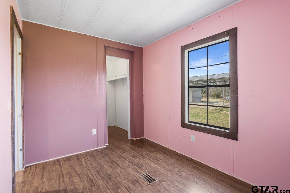 11867 Cherokee Way Lindale, TX 75771 - Photo 19 of 28