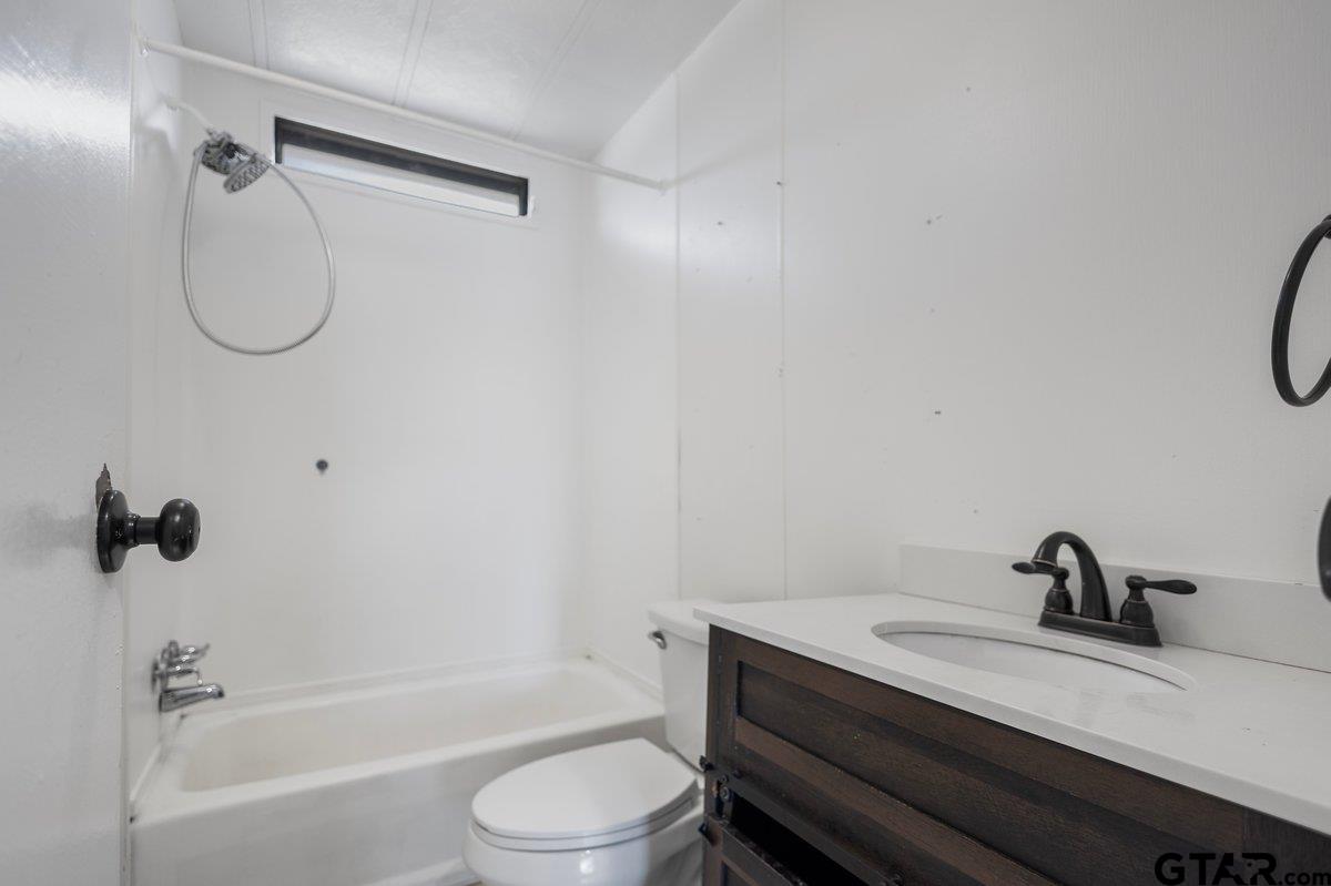 11867 Cherokee Way Lindale, TX 75771 - Photo 20 of 28