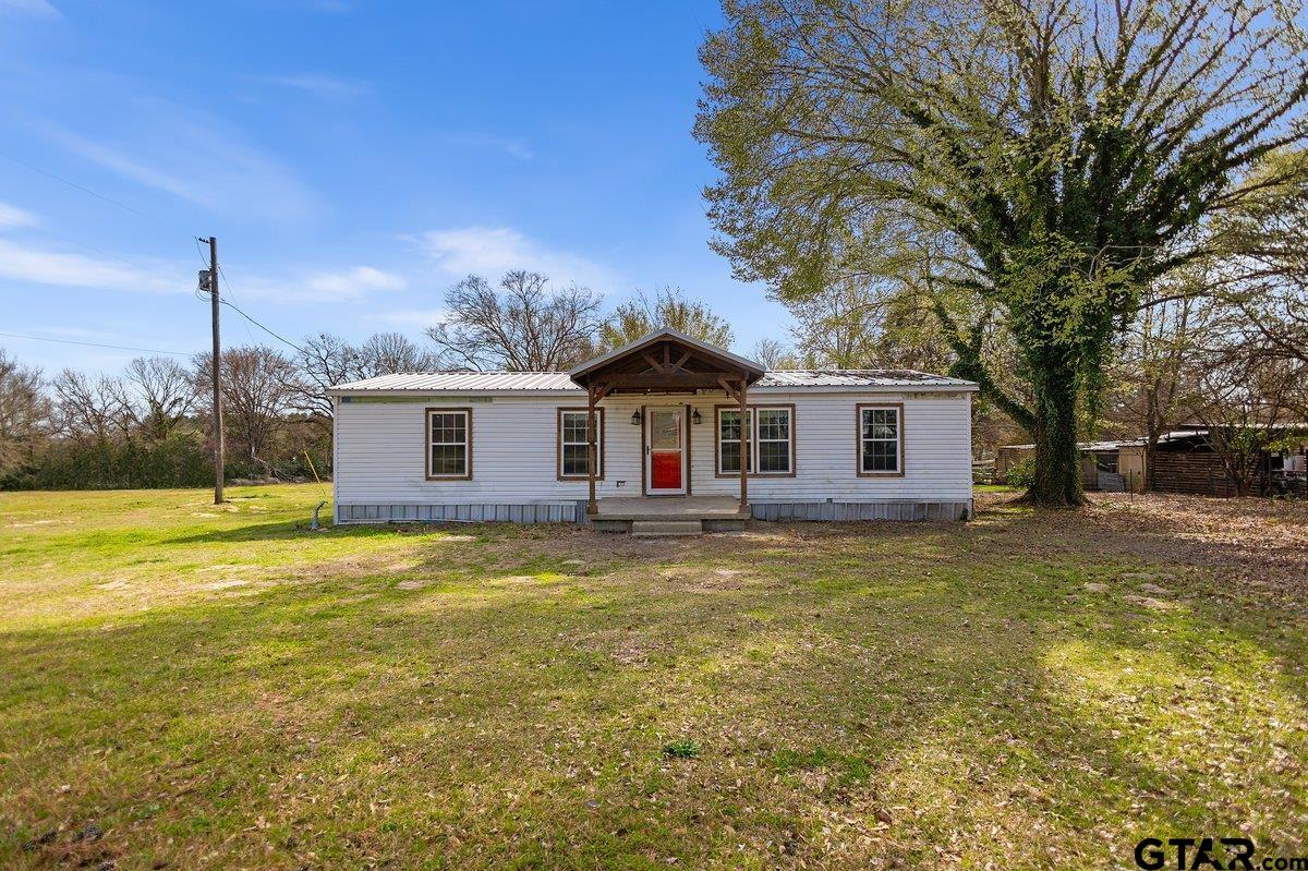 11867 Cherokee Way Lindale, TX 75771 - Photo 2 of 28