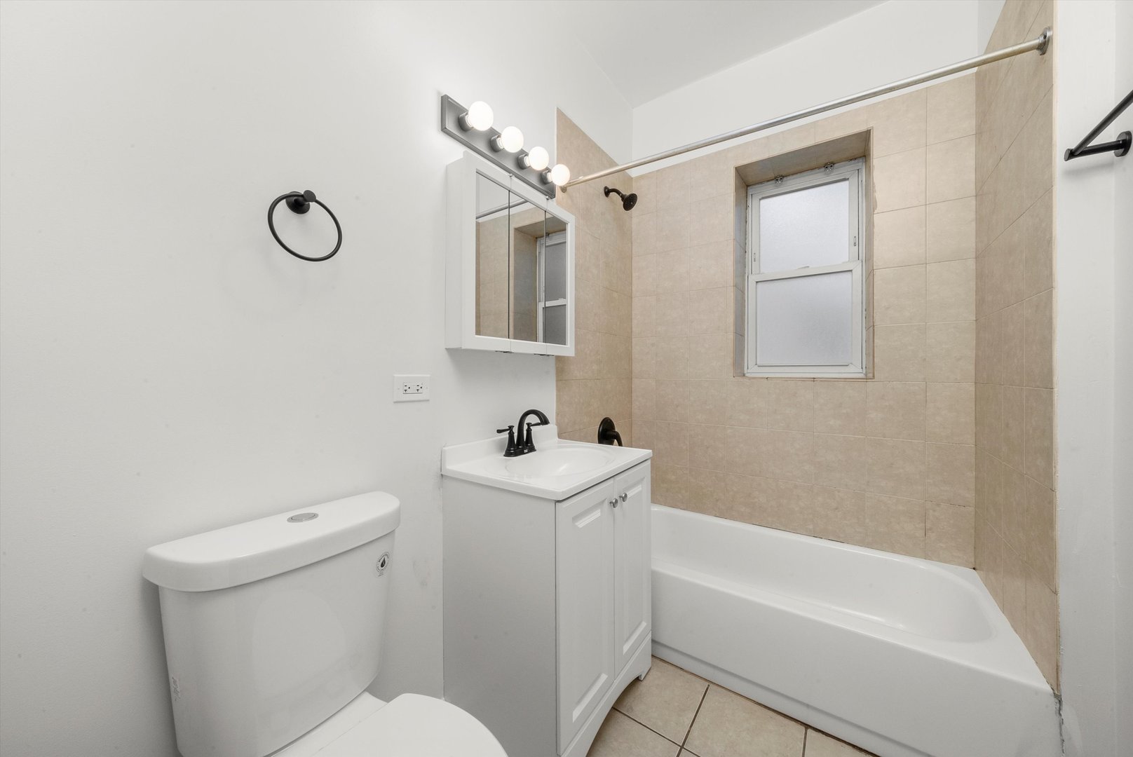 7127 South Normal Boulevard Chicago, IL 60621 - Photo 7 of 20 Gallery Image 7