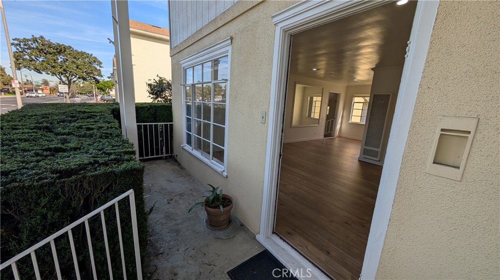 1601 North Flower Street, Unit 17 Santa Ana, CA 92706 - Photo 4 of 20