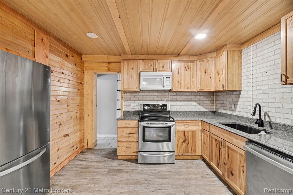 14335 North Genesee Road Clio, MI 48420 - Photo 15 of 32 Gallery Image 15