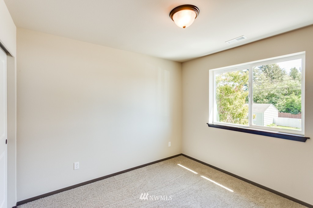 15 Fern Road, Unit A Everett, WA 98203 - Photo 22 of 25