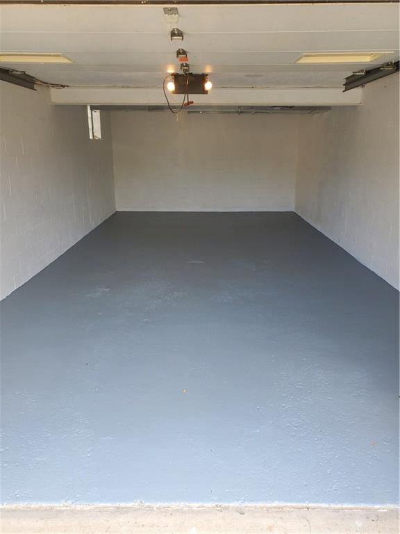 227 West Bruceton Road Pittsburgh, PA 15236 - Photo 19 of 23 Garage