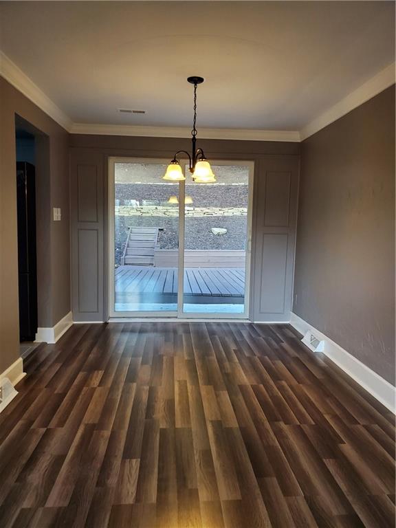 227 West Bruceton Road Pittsburgh, PA 15236 - Photo 4 of 23 Gallery Image 4