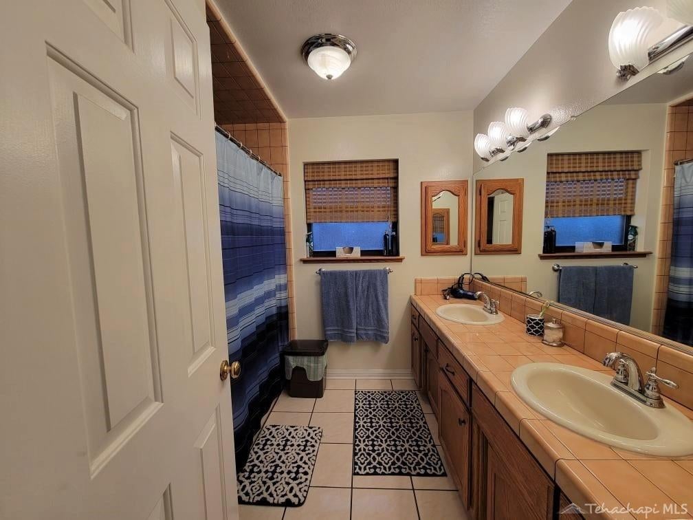 19408 Meadows Road Tehachapi, CA 93561 - Photo 12 of 18 Gallery Image 12