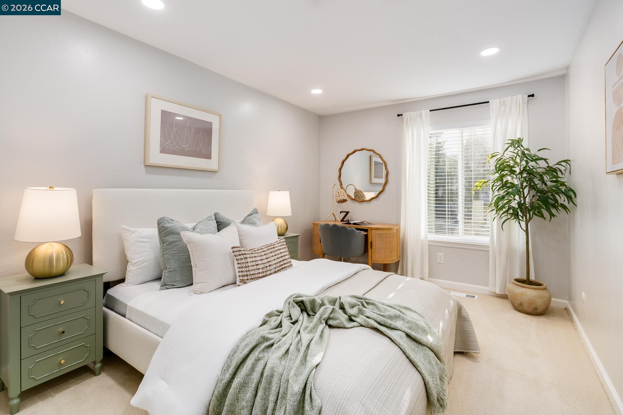 34 Pony Court San Ramon, CA 94583 - Photo 20 of 34 a bedroom with a bed and a potted plant