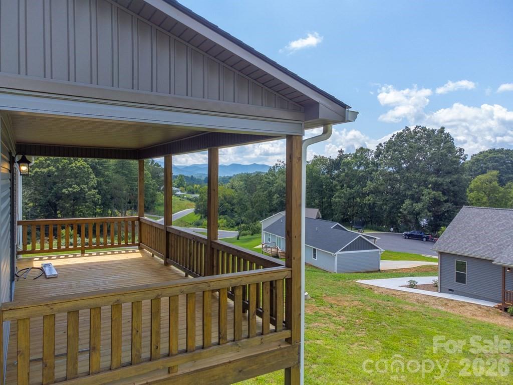 381 Scenic Rdg Circle Franklin, NC 28734 - Photo 43 of 47 Gallery Image 43