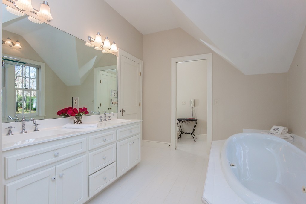 222 Farmington Road Longmeadow, MA 01106 - Photo 19 of 30 Gallery Image 19