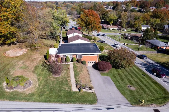 $2,500 | 3612 South Park Road, Bethel Park, PA 15102