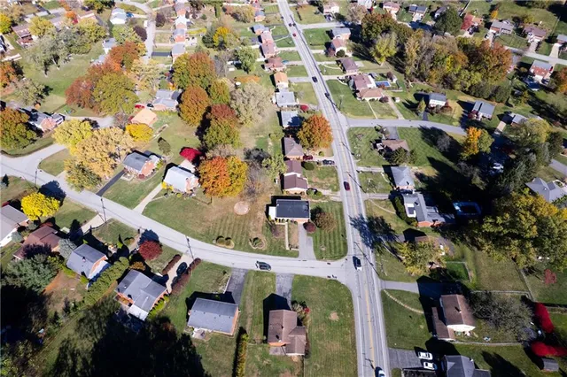 $2,500 | 3612 South Park Road, Bethel Park, PA 15102