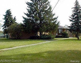 800 Darwin Road Pinckney, MI 48169 - Photo 1 of 1 Property Photo