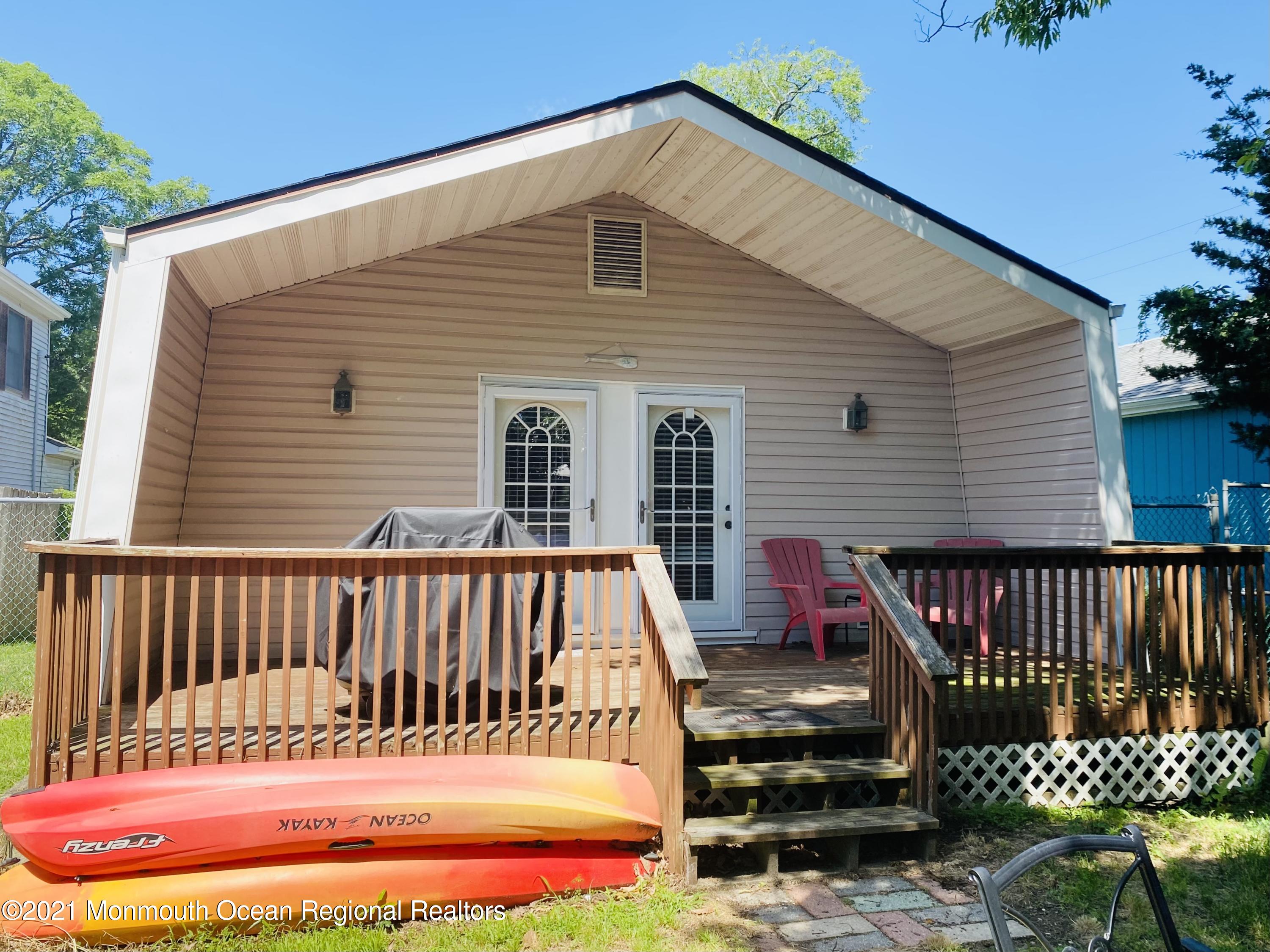 103 George Road Toms River, NJ 08753 - Photo 27 of 34 a front view of a house