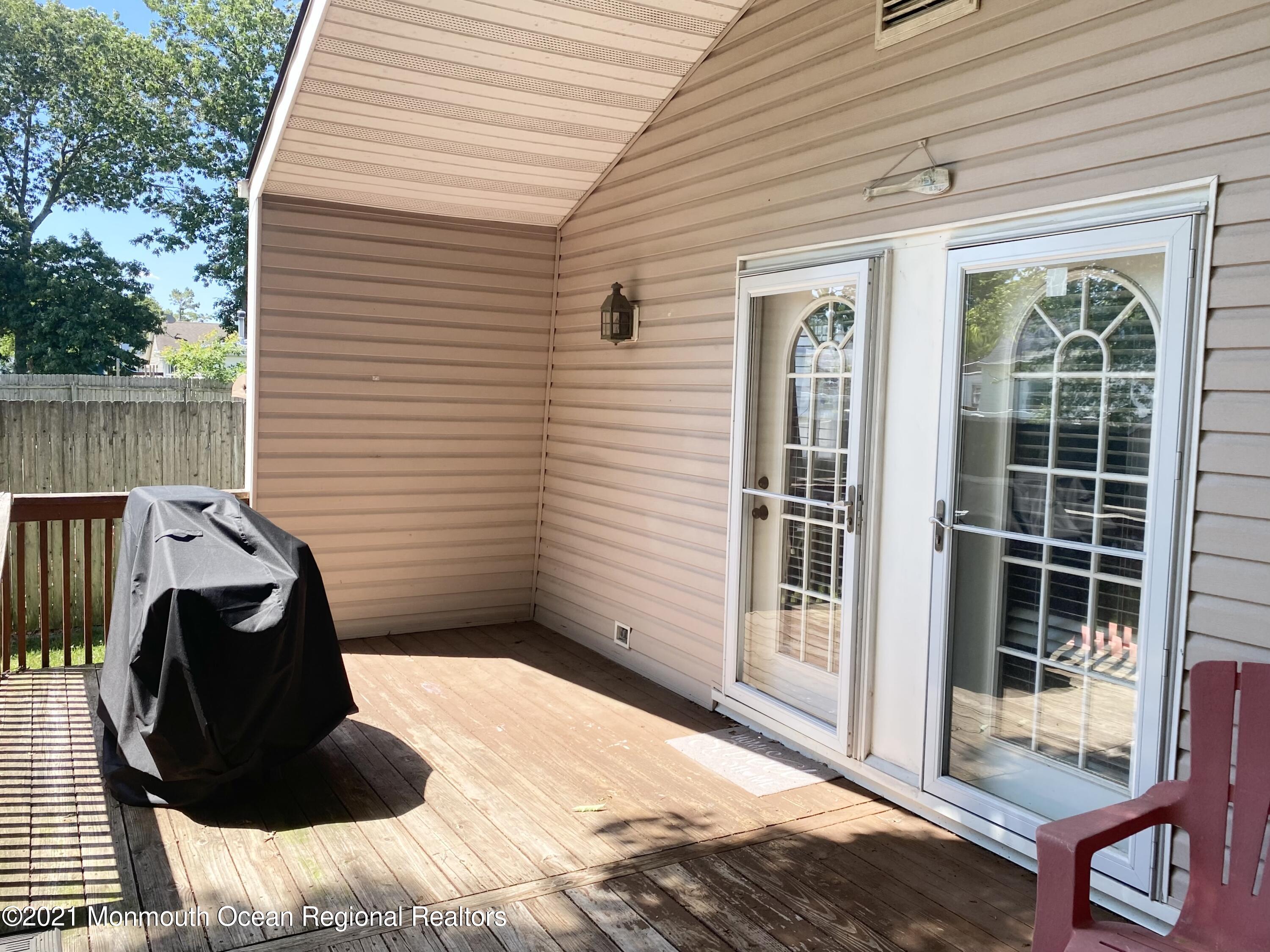 103 George Road Toms River, NJ 08753 - Photo 28 of 34 a view of a balcony with furniture