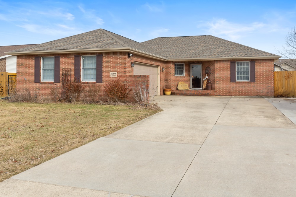 2108 North Benton Road Muncie, IN 47304 - Photo 2 of 20 Gallery Image 2