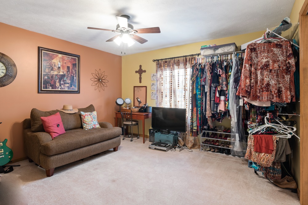 2108 North Benton Road Muncie, IN 47304 - Photo 17 of 20 Gallery Image 17