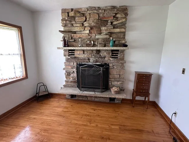 $460,000 | 1207 Kussman Road, Marion, WI 54950