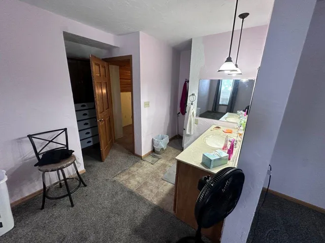 $460,000 | 1207 Kussman Road, Marion, WI 54950