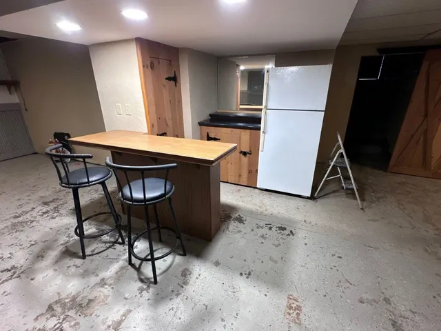 $460,000 | 1207 Kussman Road, Marion, WI 54950