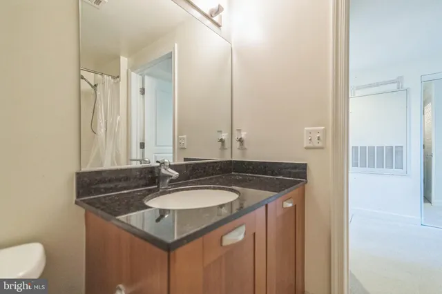 $265,000 | 2451 Midtown Avenue, Unit 1118, Alexandria, VA 22303