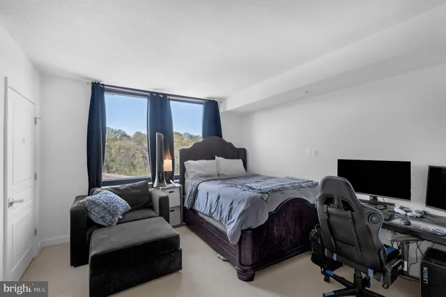 $265,000 | 2451 Midtown Avenue, Unit 1118, Alexandria, VA 22303