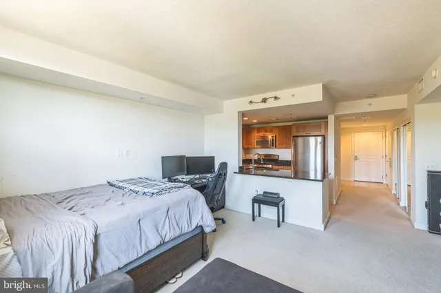 $265,000 | 2451 Midtown Avenue, Unit 1118, Alexandria, VA 22303