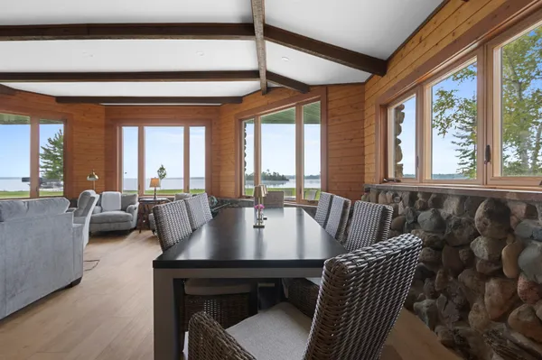 $779,000 | N8070 Tipperary Lane, Crivitz, WI 54114