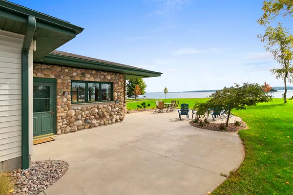 $779,000 | N8070 Tipperary Lane, Crivitz, WI 54114