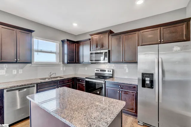 $344,900 | 733 Liberty Walk Lane, Simpsonville, SC 29681